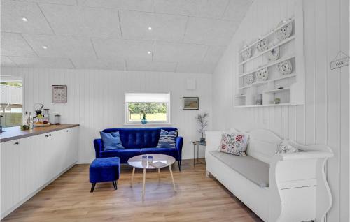 Haslevgarde House | Stunning Home In Hadsund With Five Bedrooms And Wifi