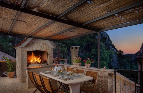 Hvar House | Stunning home in Hvar with sauna