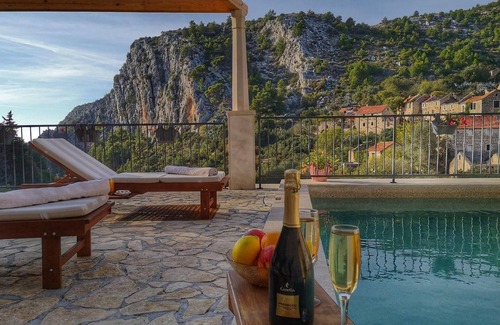 Hvar House | Stunning home in Hvar with sauna