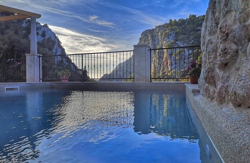 Hvar House | Stunning home in Hvar with sauna