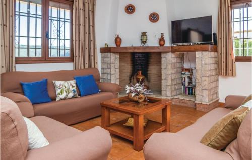 Iznajar House | Stunning Home In Iznájar With Wifi