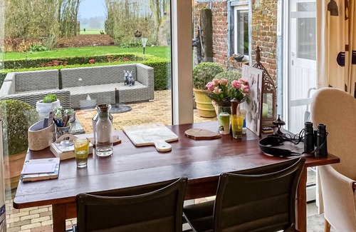 Heuvelland House | Stunning home in Kemmel with WiFi