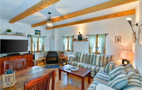 Mala Erpenja House | Stunning Home In Krapinske Toplice