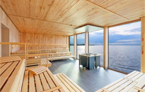 Lembruch House | Stunning Home In Lembruchdümmer See