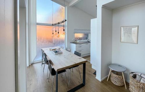 Lindesnes House | Stunning Home In Lindesnes With Wifi