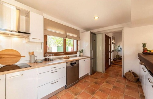 Llucmajor House | Stunning home in Llucmajor with private swimming pool, can be inside or outside