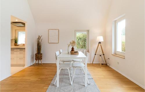 Morschen House | Stunning Home In Morschen With Kitchen