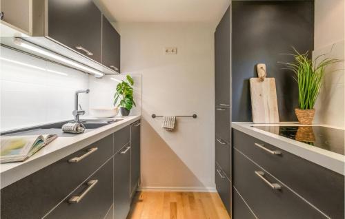 Morschen House | Stunning Home In Morschen With Kitchen
