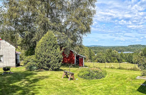 Rorvik House | Stunning home in Rörvik with kitchen