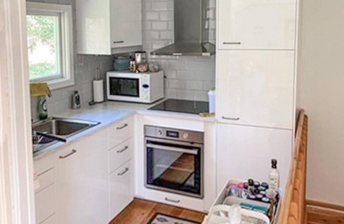 Rorvattnet House | Stunning home in Rötviken with kitchen
