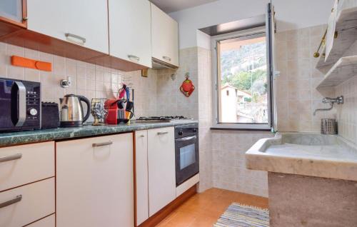 Canepa House | Stunning Home In Sori With Wifi