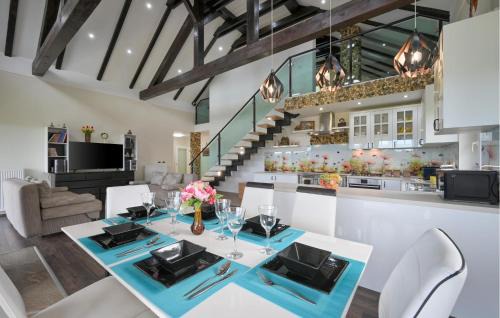 Strigova House | Stunning Home In Strigova With Wifi