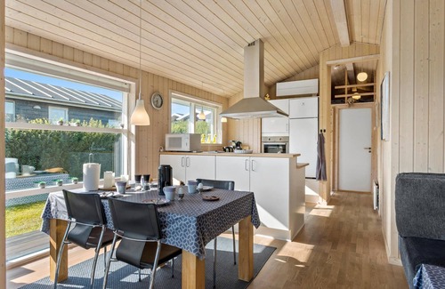 Dageløkke House | Stunning home in Tranekær with kitchen