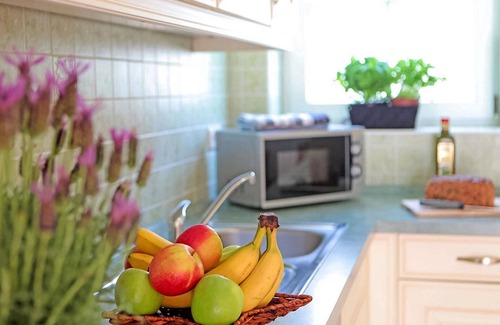 Verchen House | Stunning home in Verchen with WiFi