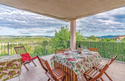 Lequio Tanaro House | Stunning home in Lequio Tanaro (CN)