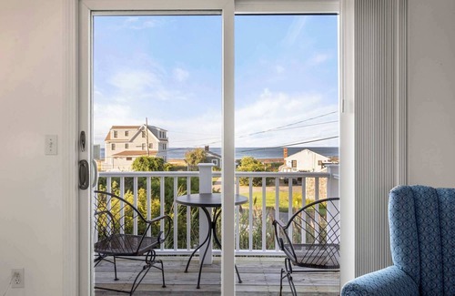 Sagamore Beach House | Stunning Home with Water Views!