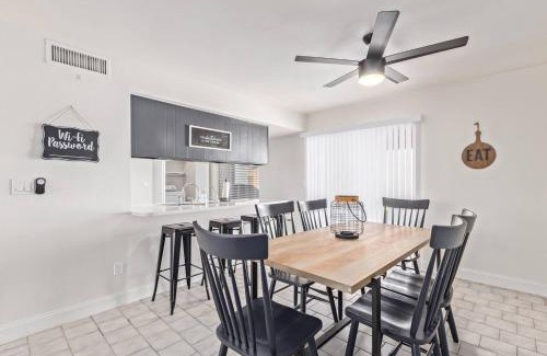North Center Revitalization Association House | Stunning Hunter Single Family Home in the Heart of Mesa