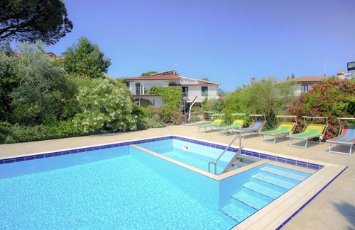 Montelupo Fiorentino Villa | Stunning villa with WIFI, private pool, A/C, TV, terrace, pets allowed, panoramic view and park.