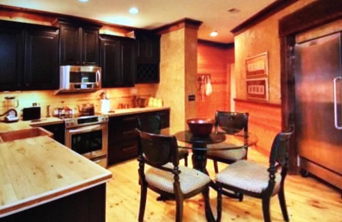 Camdenton Condo | Stunning Lake Getaway, Lake Front, No steps, Boat ramp, no gravel, near ballpark