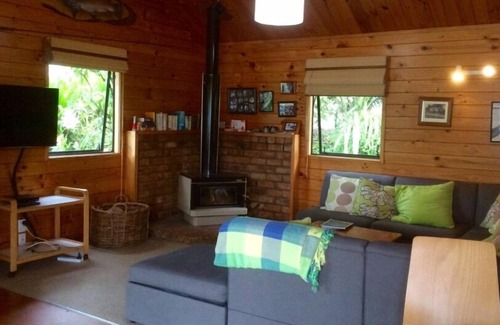 Lake Okareka House | Stunning location right on the beach
