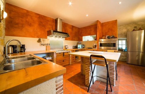 Saint-Julien-de-Lampon House | Stunning manor with private heated pool and tennis court on the Dordogne river