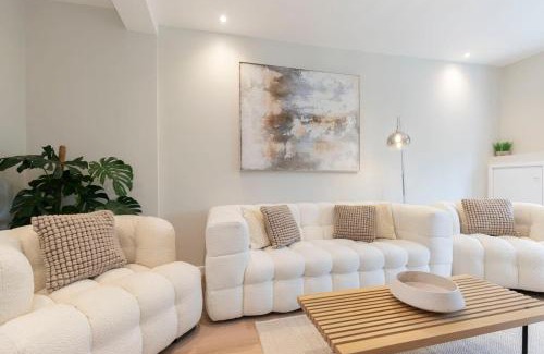 Montpellier House | Stunning Montpellier Retreat