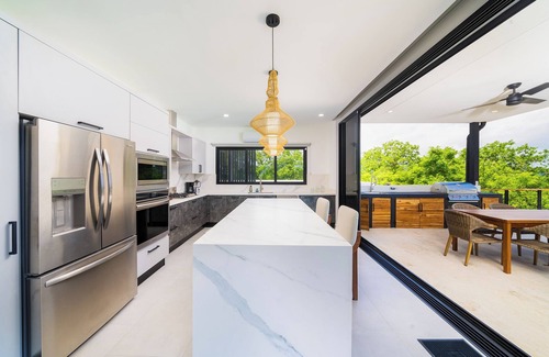 Potrero House | Stunning new 4-bedroom ocean view modern beach home overlooking Flamingo Marina.