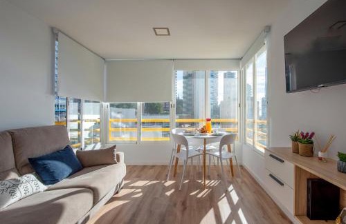Benidorm Apartment | Stunning New Apt, Beach 1min, 2BR, Parking