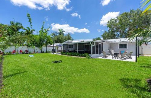 Cypress Lakes Estates House | Stunning new listing Complete remodel Conveniently located Three bedroom plus den with sleeper sofa