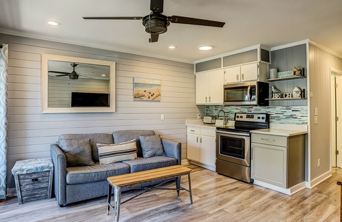 Hilton Head Island Condo | Stunning Newly Renovated Condo w/Ocean View & Shared Pool - Close to the Beach