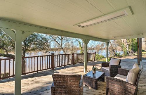 Nicolaus House | Stunning Nicolaus Getaway on Feather River!