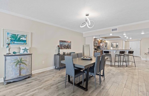 Ocean View Halifax Estates Condo | 🌊Stunning Oceanfront-Balcony-Pool+Hot Tub-DiMucci Tower 201🌊