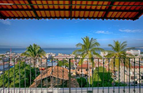 Colonia 5 de Diciembre House | Stunning Ocean Views, Villa Ecuador, Centrally located