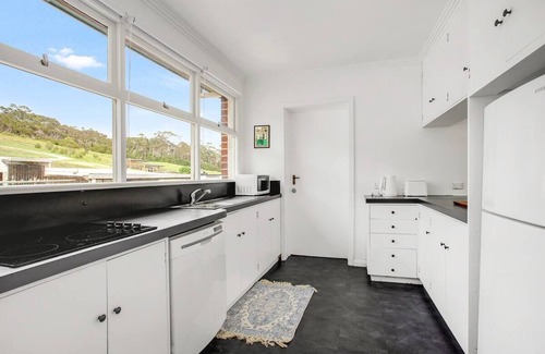 Ocean Vista House | Stunning Ocean View Perfect for Groups & Families