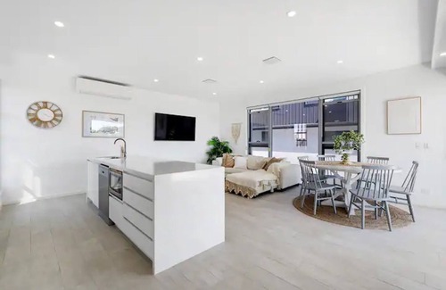 Kingscliff Apartment | Stunning ocean views from modern Kingscliff townhouse!