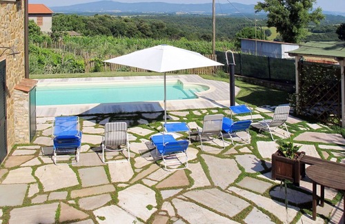Castel San Gimignano House | Stunning private villa for 8 people with private pool, WIFI, TV, patio and parking