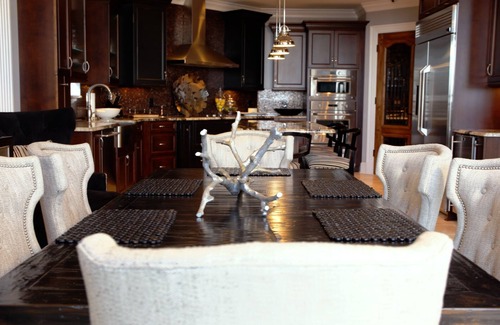 High Point House | Stunning Penthouse 15-B Located In Historic Market Square.