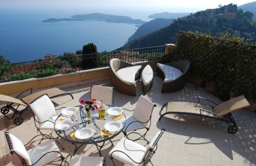 Eze Apartment | Stunning Penthouse with panoramic views of Eze Village and the French Riviera