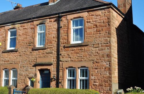 Dumfries House | Stunning Period Townhouse with Garden, Walking Distance to Town