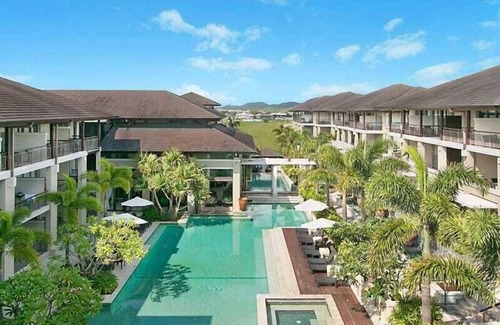 Casuarina Apartment | Stunning pool views from luxury apartment!