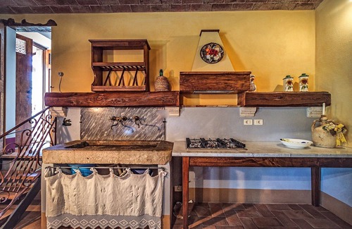 Gallina Villa | Stunning private villa with WIFI, private pool, TV, patio, panoramic view, close to Montepulciano