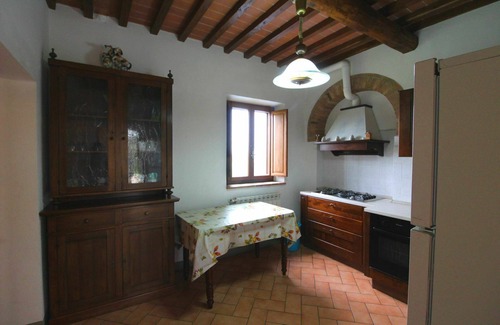 Torrita di Siena Villa | Stunning private villa for 15 people with private pool, WIFI, TV and parking, close to Montepulc.