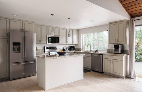 San Marcos House | Stunning Private Resort with a Pool and Hot Tub