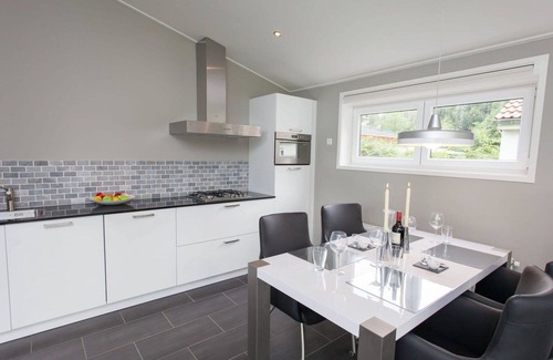IJhorst House | Stunning private villa for 6 people with WIFI, pool, TV, terrace and parking