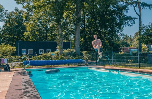 IJhorst House | Stunning private villa for 6 people with WIFI, pool, TV, terrace and parking
