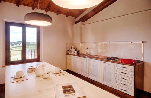 Castelfiorentino Villa | Stunning private villa with private pool, sauna, WIFI, hot tub, TV, terrace, panoramic view, parking
