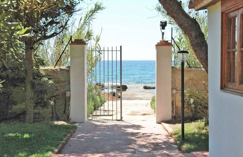 Punta Milocca House | Stunning private villa for 4 people with WIFI, A/C, private pool and terrace