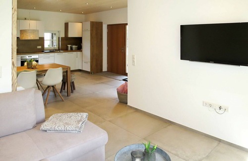 Hofstetten House | Stunning private villa for 4 people with A/C, WIFI, TV, patio and parking