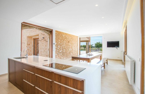 Sencelles House | Stunning private villa with A/C, WIFI, private pool, TV, patio, panoramic view and parking