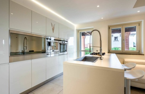Settime House | Stunning private villa for 11 guests with WIFI, private pool, A/C, TV, terrace and parking